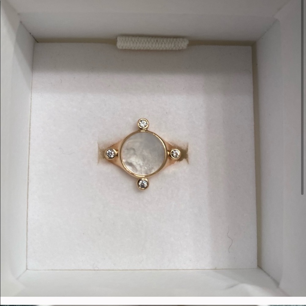 Melanie Auld ring